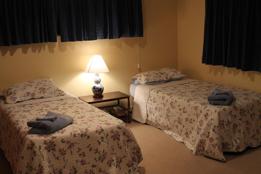 Aroha Riccarton Bed And Breakfast Christchurch Phòng bức ảnh